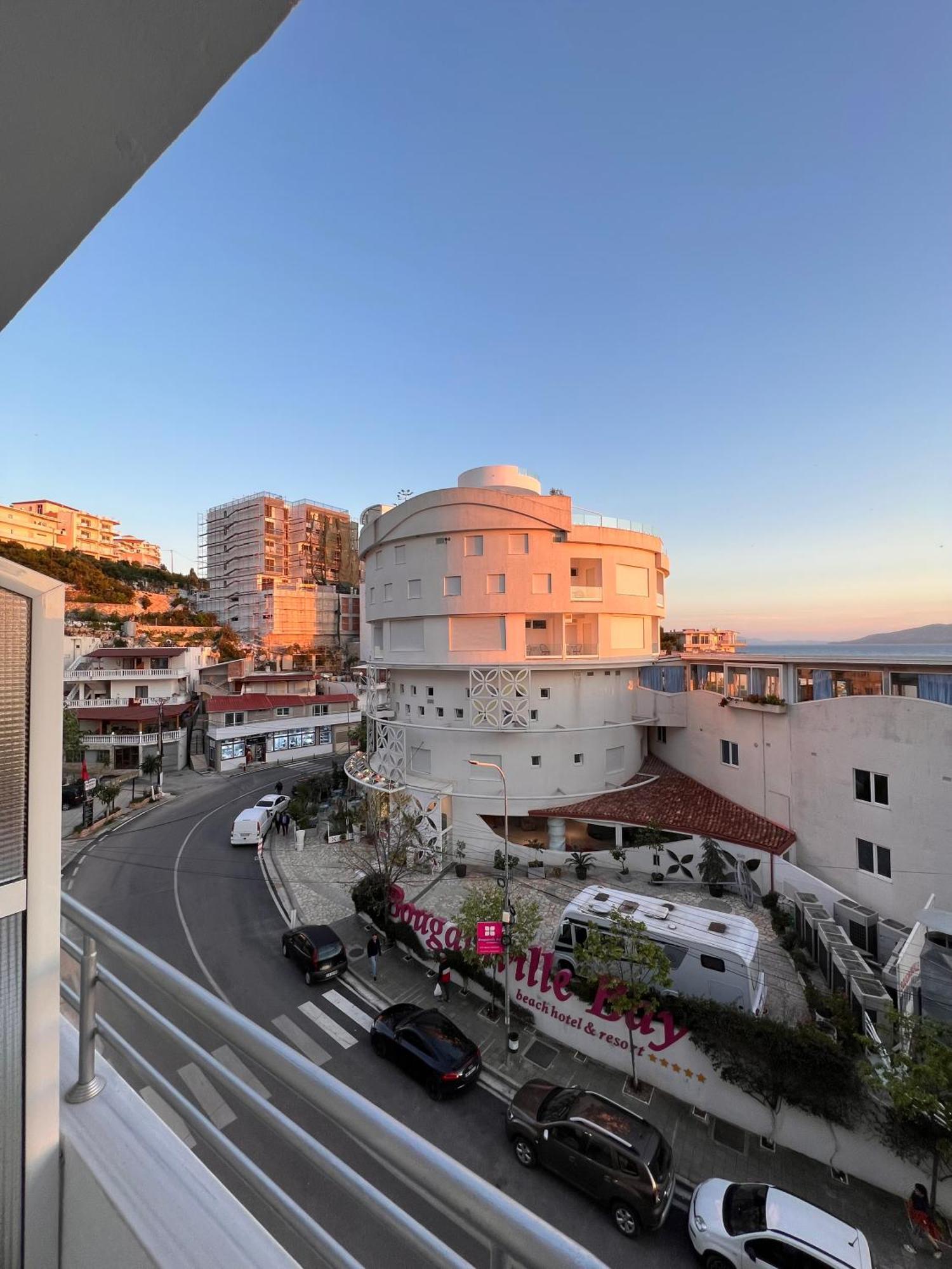 Gjoka Apartments, In Front Of Bougainville Bay Саранде Стая снимка